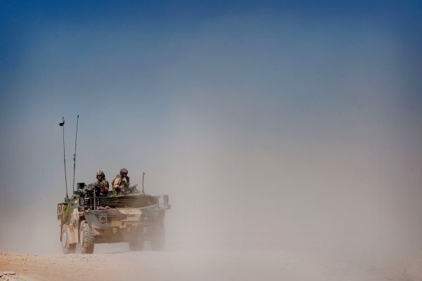 Nederlandse militairen in Afghanistan. De voor Nederland kenmerkende verhoudingen van gezag, gehoorzaamheid en verantwoo